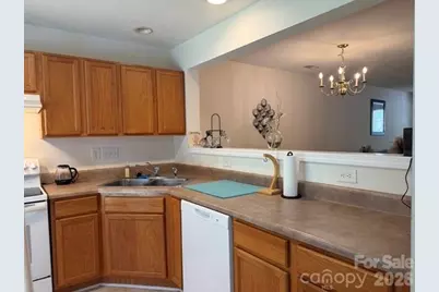 8053 Christmas Court, Charlotte, NC 28216 - Photo 13