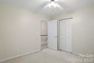 5619 Hedgecrest Pl, Charlotte, NC 28269 - Photo 25