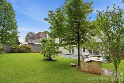 5619 Hedgecrest Place, Charlotte, NC 28269 - Photo 35