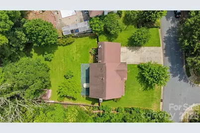 5619 Hedgecrest Place, Charlotte, NC 28269 - Photo 37