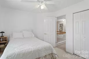 5619 Hedgecrest Pl, Charlotte, NC 28269 - Photo 23