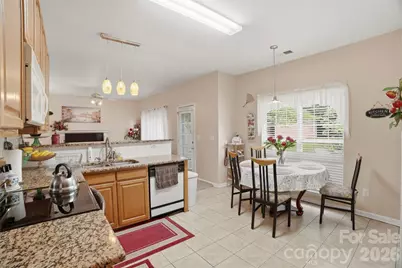 5619 Hedgecrest Place, Charlotte, NC 28269 - Photo 13