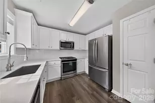 1505 Hollythorne Dr, Rock Hill, SC 29732 - Photo 9