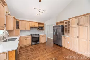 23 Moriah Ln, Asheville, NC 28803 - Photo 15