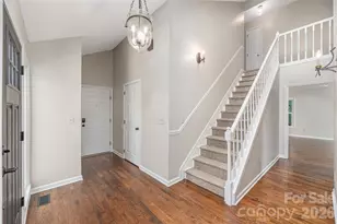 23 Moriah Ln, Asheville, NC 28803 - Photo 9