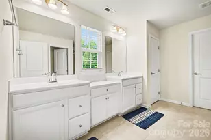 3030 Streamside Dr, Davidson, NC 28036 - Photo 11