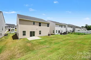 3030 Streamside Dr, Davidson, NC 28036 - Photo 17