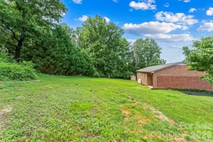 3695 Bradley Rd, Morganton, NC 28655 - Photo 23