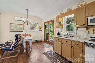 3526 Dogwood Lane, Morganton, NC 28655 - Photo 13