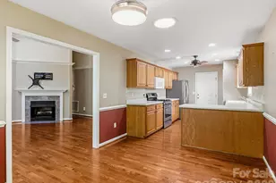 286 Charlestown Dr, Hendersonville, NC 28792 - Photo 11
