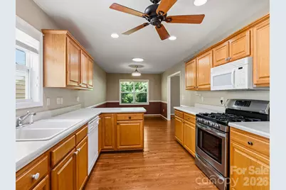 286 Charlestown Drive, Hendersonville, NC 28792 - Photo 13