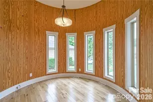 10136 Fairlea Dr, Charlotte, NC 28269 - Photo 5