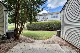 2754 Thornbush Ct, Charlotte, NC 28270 - Photo 27