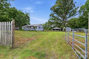 1561 Ostwalt Amity Rd, Cleveland, NC 27013 - Photo 7