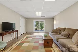 495 Windsor Dr, Taylorsville, NC 28681 - Photo 39