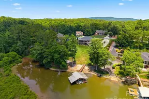495 Windsor Dr, Taylorsville, NC 28681 - Photo 3