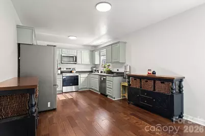 510 Roberts Avenue, York, SC 29745 - Photo 9