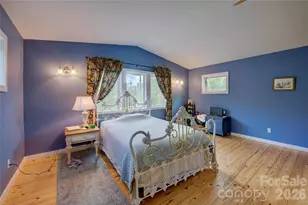 2825 Harrell Hill Rd, Bakersville, NC 28705 - Photo 7