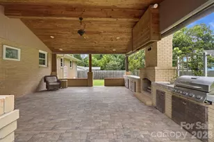 6108 Mallard Dr, Charlotte, NC 28227 - Photo 13