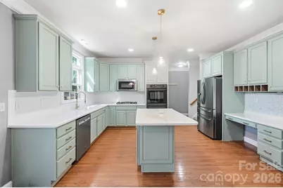 9915 Nicole Lane, Charlotte, NC 28269 - Photo 3