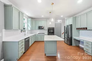 9915 Nicole Ln, Charlotte, NC 28269 - Photo 3