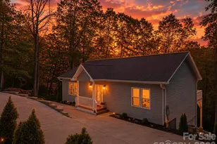 88 Foxwood Dr, Franklin, NC 28734 - Photo 1