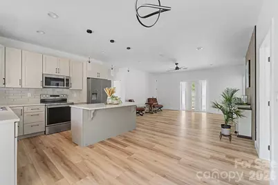 88 Foxwood Drive, Franklin, NC 28734 - Photo 11