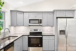 2546 Old Clyde Rd, Clyde, NC 28721 - Photo 15