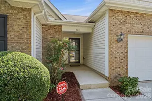 301 Augustus Lane, Mount Holly, NC 28120 - Photo 5