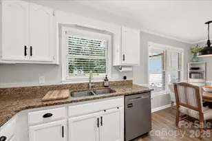 8610 Brookstead Dr, Charlotte, NC 28215 - Photo 17