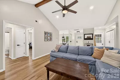 8610 Brookstead Drive, Charlotte, NC 28215 - Photo 25