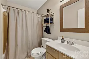 1608 Sharon Rd W, Charlotte, NC 28210 - Photo 7