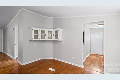 3532 4th Avenue Lane NE, Conover, NC 28613 - Photo 9