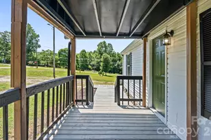 3532 4th Ave Ln NE, Conover, NC 28613 - Photo 3