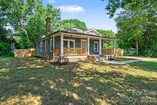1601 Lawing Rd, Charlotte, NC 28216 - Photo 3
