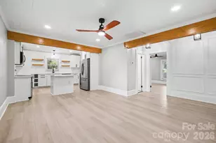 1601 Lawing Rd, Charlotte, NC 28216 - Photo 11