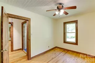 435 Mountain Cv Rd, Marshall, NC 28753 - Photo 23