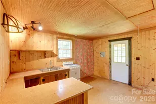 435 Mountain Cv Rd, Marshall, NC 28753 - Photo 41