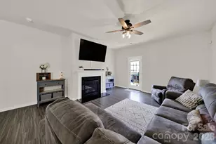 191 Willow Valley Dr, Mooresville, NC 28115 - Photo 9