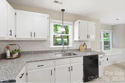 730 Fredricksburg Road, Matthews, NC 28105 - Photo 21