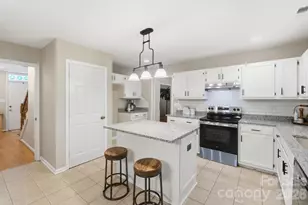 730 Fredricksburg Rd, Matthews, NC 28105 - Photo 17