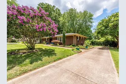 1300 Bevis Drive, Charlotte, NC 28209 - Photo 37