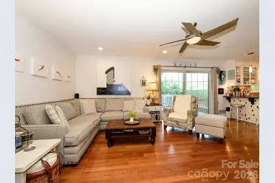 1300 Bevis Drive, Charlotte, NC 28209 - Photo 23