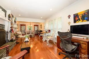 1300 Bevis Dr, Charlotte, NC 28209 - Photo 5