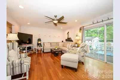 1300 Bevis Drive, Charlotte, NC 28209 - Photo 21