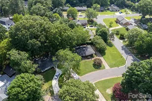 1300 Bevis Dr, Charlotte, NC 28209 - Photo 41