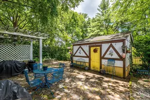 1300 Bevis Dr, Charlotte, NC 28209 - Photo 35