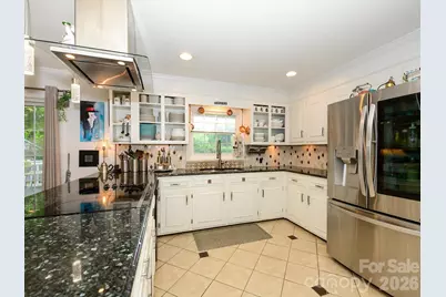 1300 Bevis Drive, Charlotte, NC 28209 - Photo 13