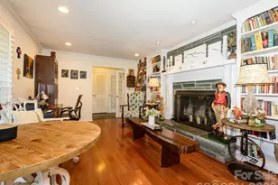 1300 Bevis Dr, Charlotte, NC 28209 - Photo 7