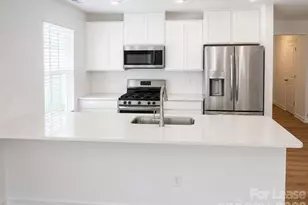 20020 Faithwood Ct, Charlotte, NC 28213 - Photo 5